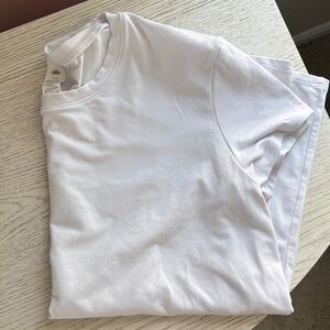 ALO Yoga white finesse tee